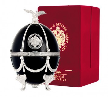 Подарочный набор Графин Императорская коллекция яйцо Фаберже Черного цвета (0,7 л) в бархатной подарочной упаковке